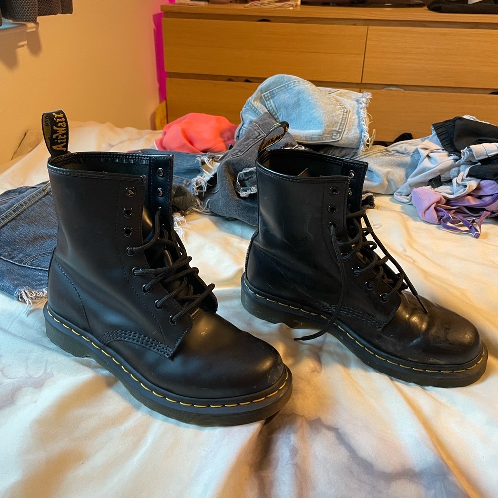 Dr. Martens 1460 W Boot